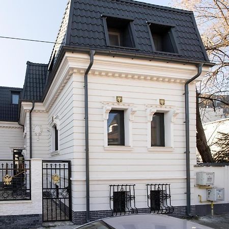 Oasis Historic Central House Bukares Bagian luar foto