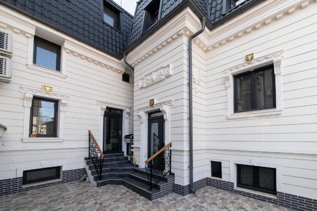 Oasis Historic Central House Bukares Bagian luar foto