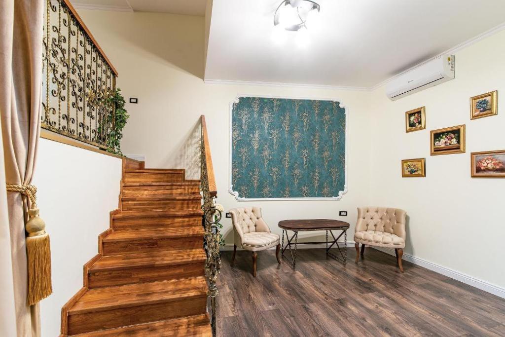 Oasis Historic Central House Bukares Bagian luar foto