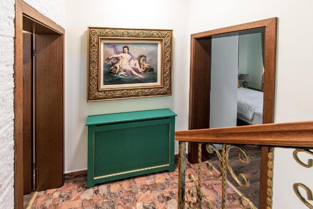 Oasis Historic Central House Bukares Bagian luar foto