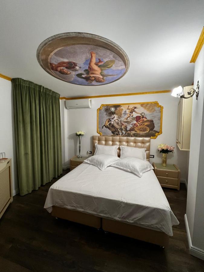 Oasis Historic Central House Bukares Bagian luar foto
