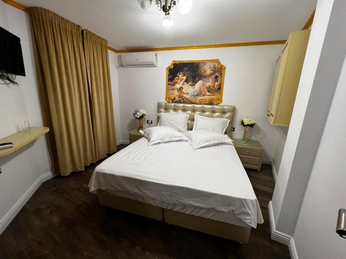 Oasis Historic Central House Bukares Bagian luar foto